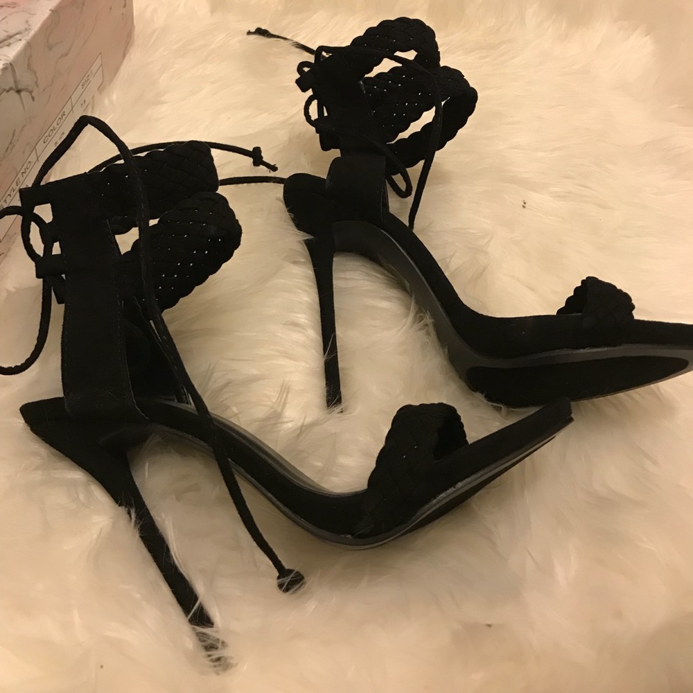 Lola shoetique heels